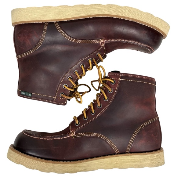 NWOB Eastland Men's Oxblood Leather Lumber Up Moc Toe Boots Size 9.5D - Picture 2 of 16